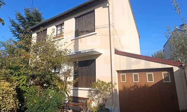 Quartier Chapelle St Jean - Maison 4P avec garage