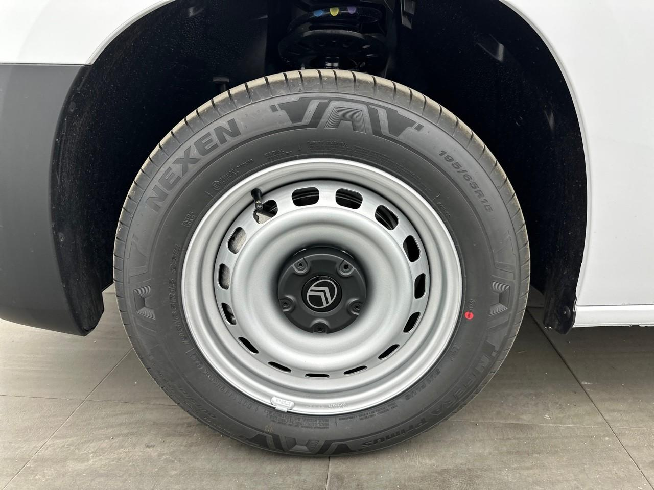 Citroën Berlingo van m diesel 100 ch manuelle — photo 7