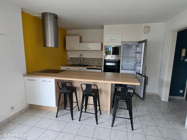 T2 meublé de 41 m² avec balcon, cave et parking à Vannes