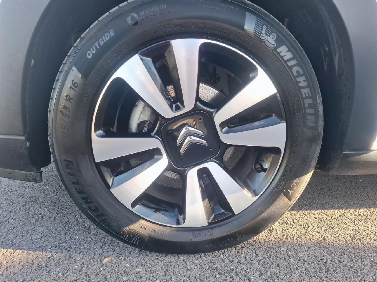 Citroën C3 1.2 puretech 83ch s&s shine — photo 11
