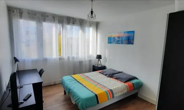 Chambre en colocation idéalement situé