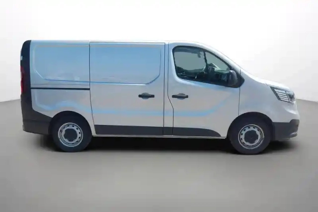 Renault Trafic fgn l1h1 2800 kg blue dci 130 — photo 7