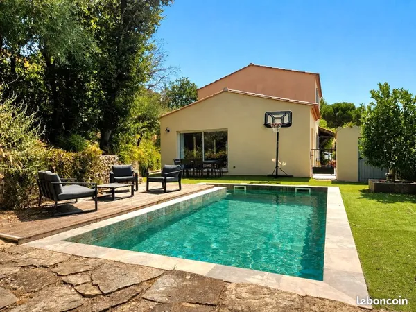 Maison 5 pièces avec piscine