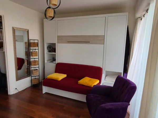 Studio rénové avec balcon à Biarritz