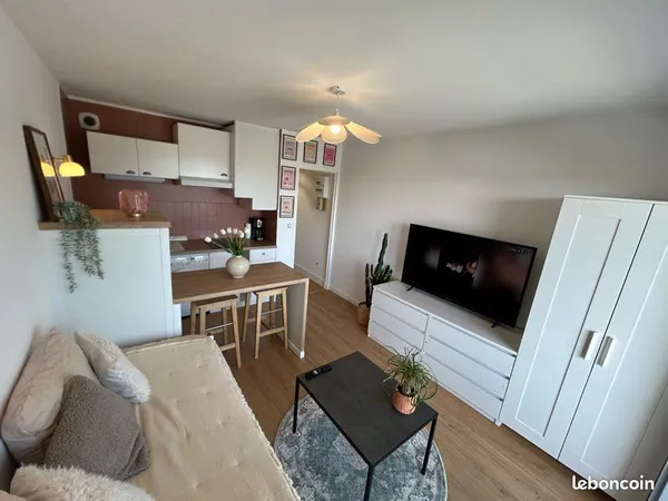 Location studio meublé 20m2
