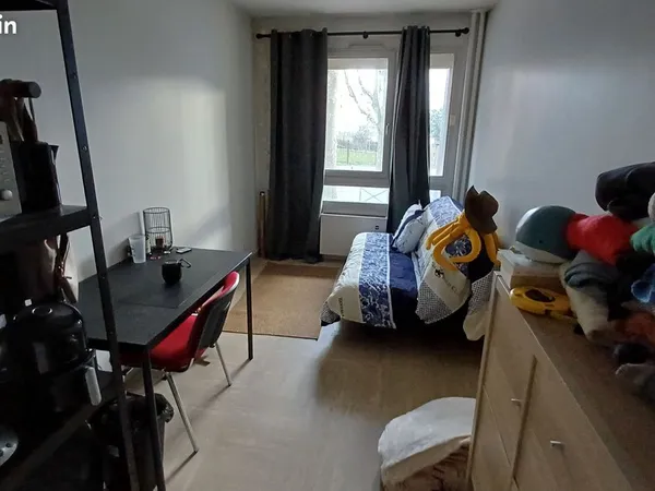 Petit studio proche de la Doua