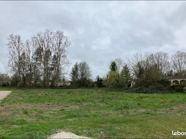 Terrain 2 702 m² Houeilles