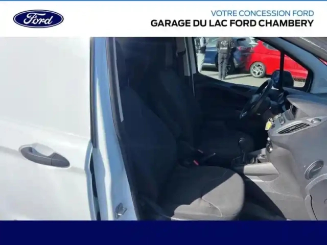 Ford Transit Courier 1.0 ecoboost 100ch trend — photo 12
