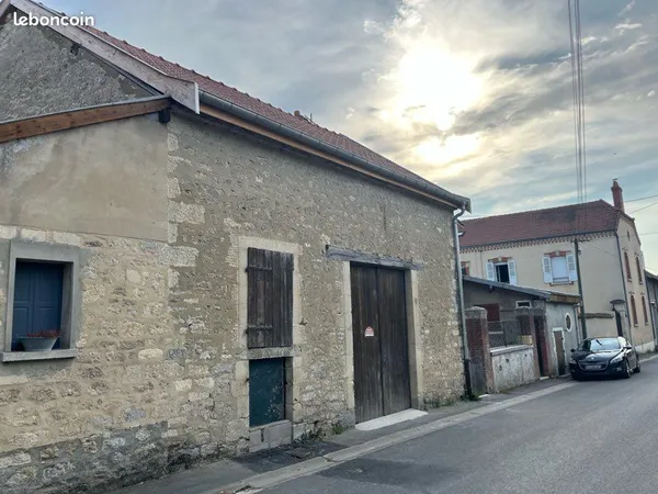 Logement atypique Vente Crugny 1p 50m² 80000€