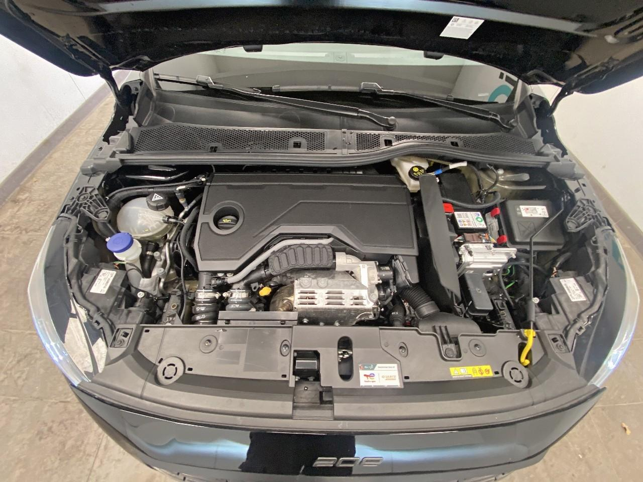 Peugeot 208 hybrid 110 ch e-dcs6 allure — photo 14