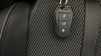 Peugeot 2008 1.2 PureTech 130ch S&S GT EAT8 — photo 16