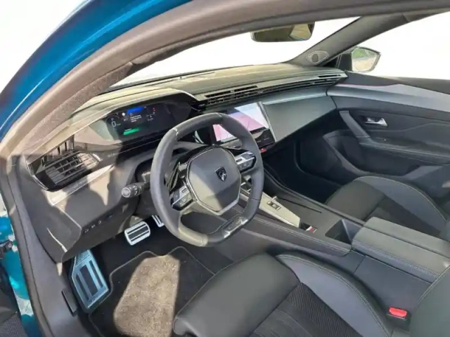 Peugeot 408 phev 225ch gt e-eat8 — photo 15