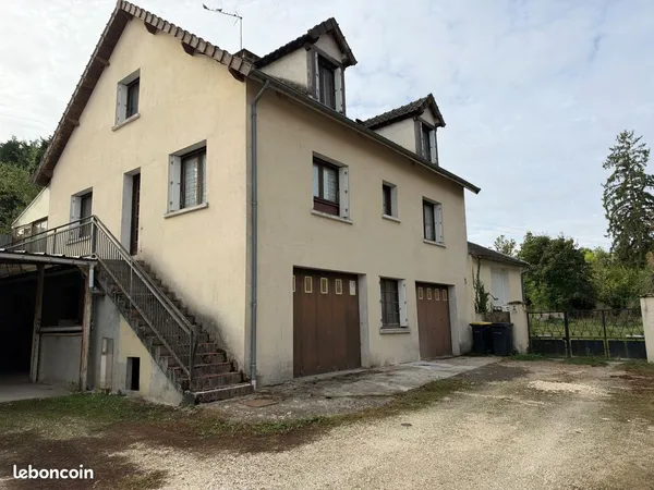 Grande maison sans terrain