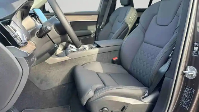 Volvo Xc90 t8 awd hybride rechargeable 310+145 ch geartronic 8 7pl — photo 12