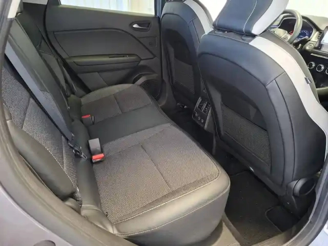 Renault Captur tce 90 - 21 — photo 180