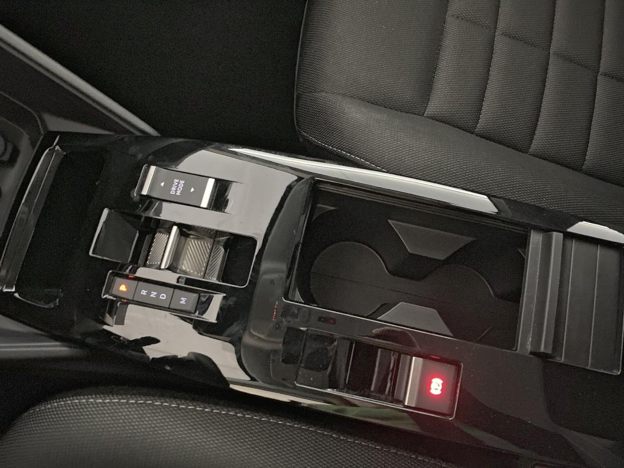 Citroën C4 hybride 136 e-dcs6 plus — photo 14