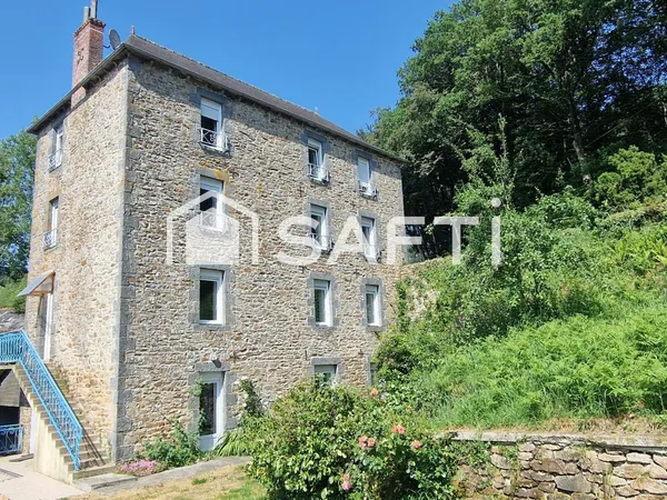 Ancien moulin avec plusieurs logements