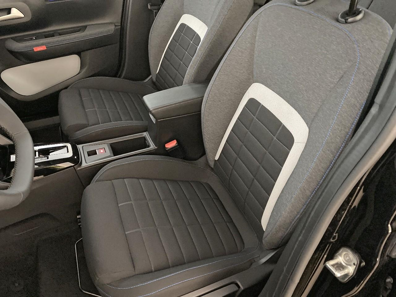 Citroën C3 e-c3 113 ch plus — photo 9