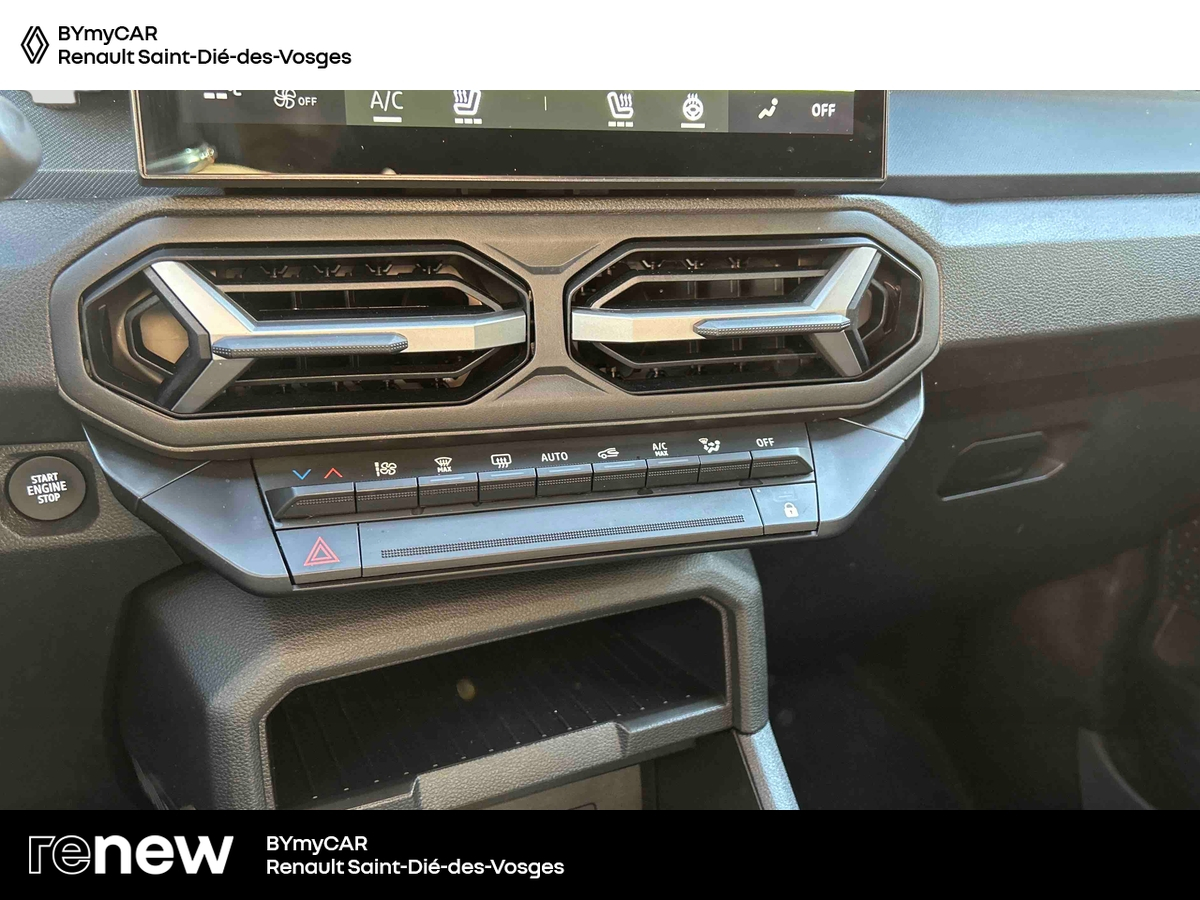 Dacia Duster Hybrid 140 — photo 18