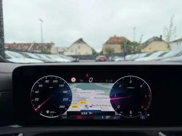 Mercedes Cla 200 d coupé amg line — photo 17