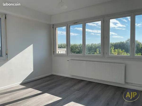Appartement 4 pièces 80 m²