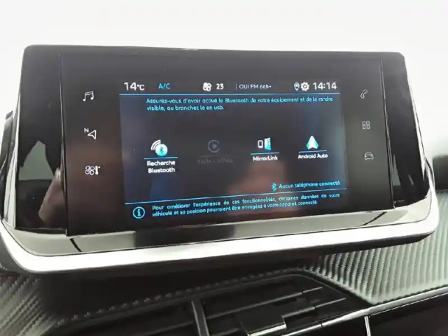 Peugeot 2008 puretech 100 s&amp;s bvm6 — photo 19