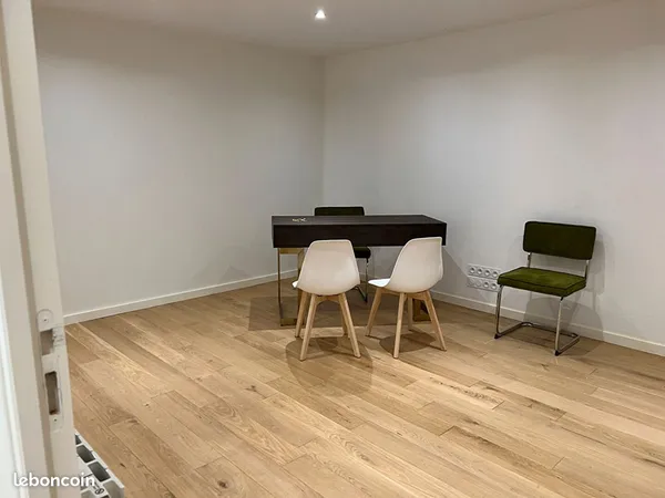 Bureaux 48 m² DINAN