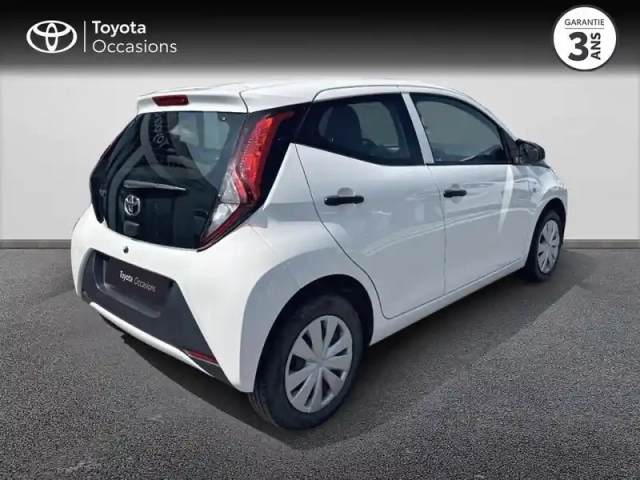 Toyota Aygo 1.0 vvt-i 72ch x-pro 5p my21 — photo 9