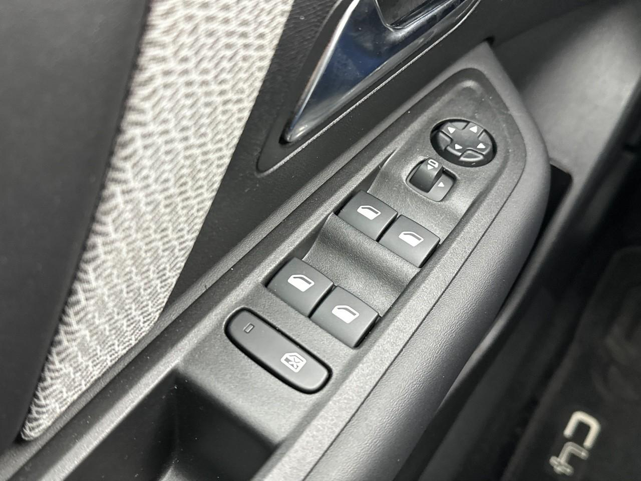 Citroën C4 puretech 130 s&s eat8 shine — photo 15