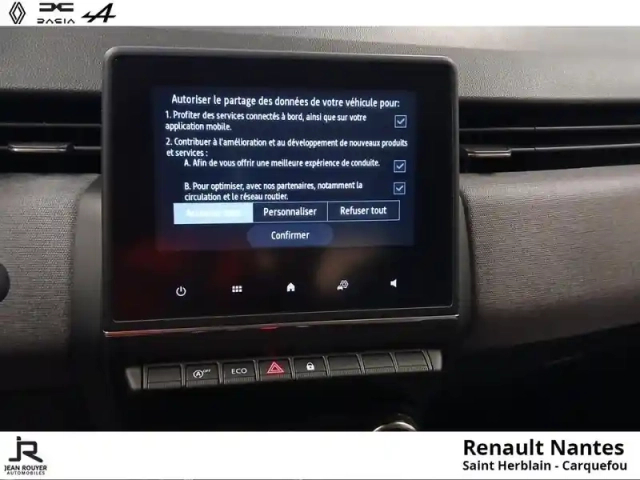Renault Clio 1.5 dci 100ch evolution — photo 30