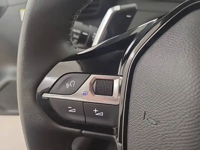 Peugeot 208 hybrid 110 ch e-dcs6 — photo 66