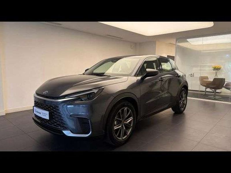 Lexus LBX Lexus LBX 1.5 136ch Elegant 2WD MY26 — photo 1