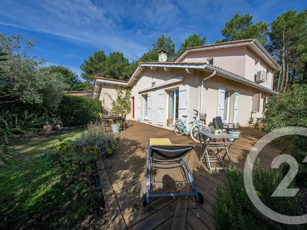 Maison 7 pièces 157 m²