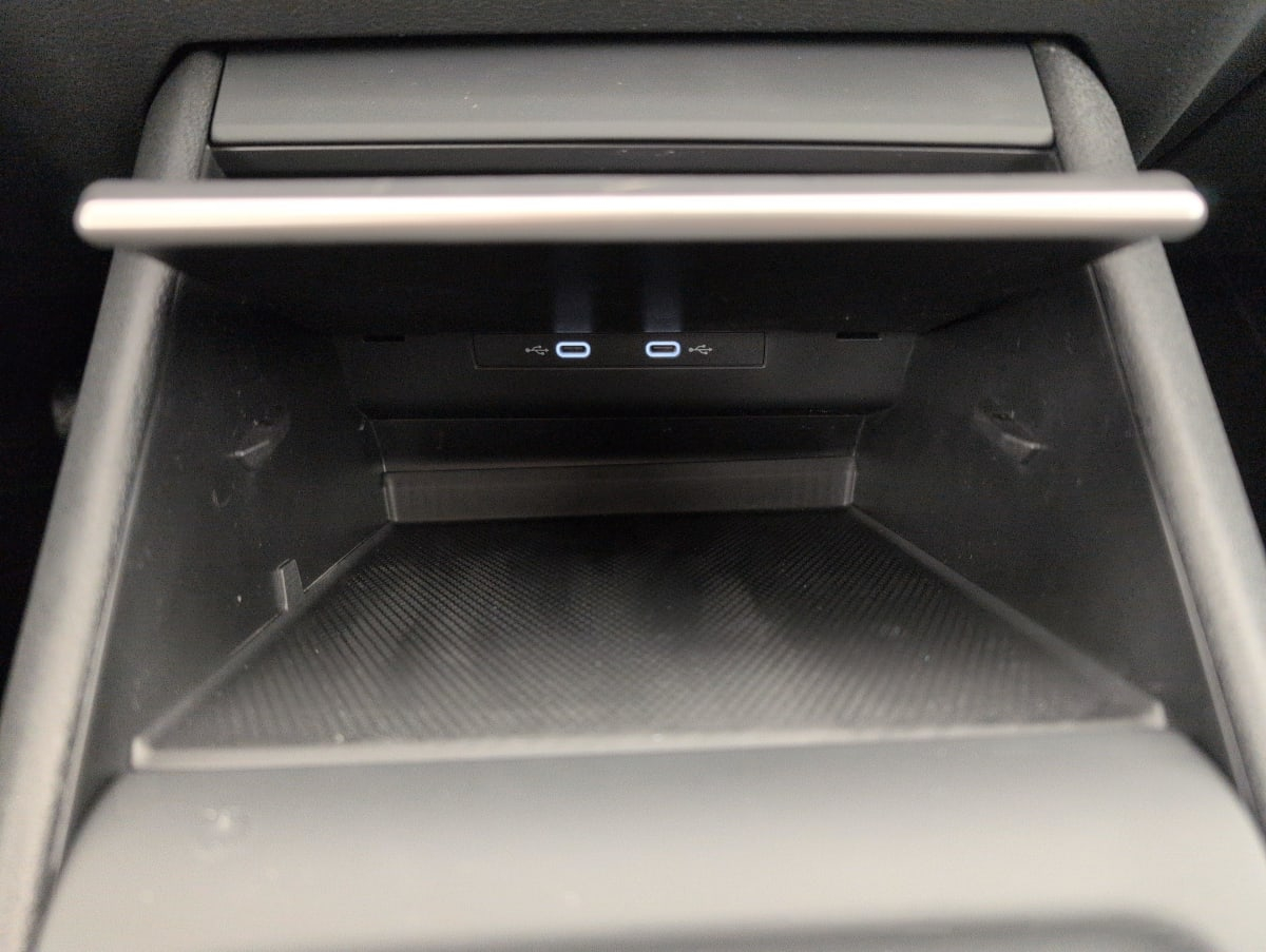 Volkswagen Tiguan — photo 21