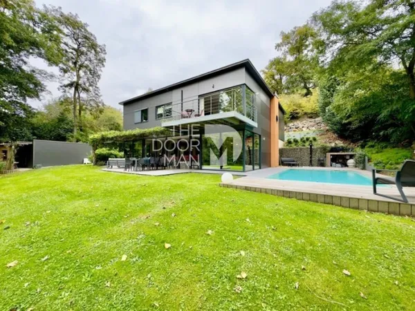 Maison 53210