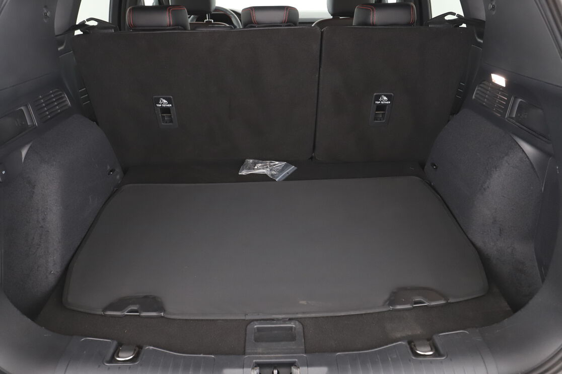 Ford Kuga 2.0 EcoBlue AWD ST Line X Auto — photo 16