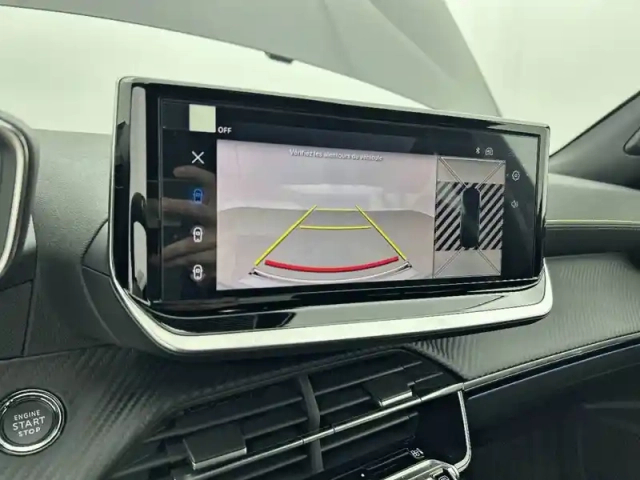 Peugeot 2008 hybrid 145 e-dcs6 — photo 47