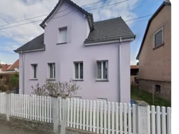 Belle maison sur vaste terrain de 803m2
