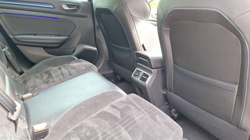 Renault Megane Estate 1.6 dCi 165 EDC6 - GT – 2017 – 131476 km – Diesel – Boîte Automatique — photo 18