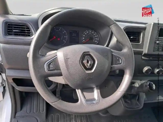 Renault Master fg f3500 l2h2 2.3 blue dci 135ch confort euro6 — photo 12