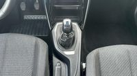 Peugeot 2008 1.2 100ch S&S Style — photo 16