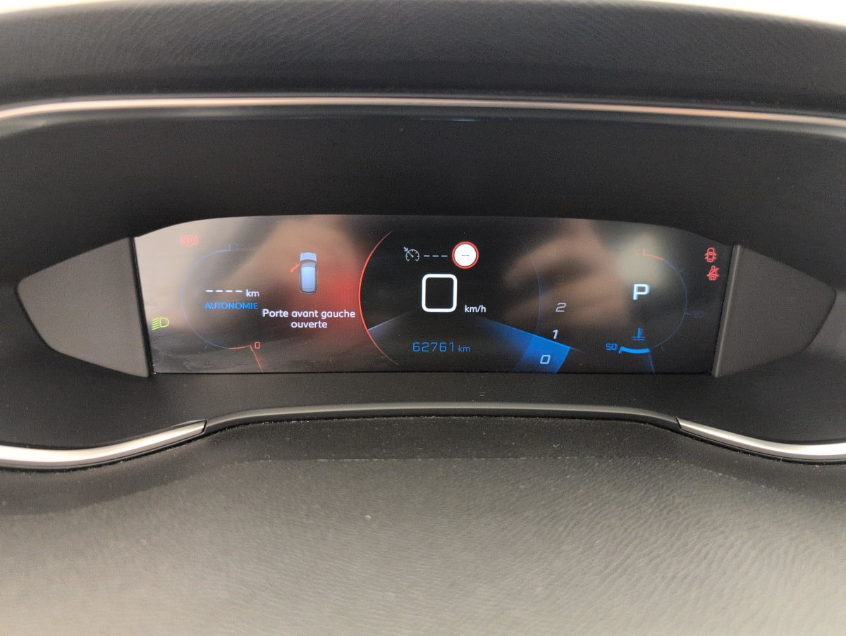 Peugeot 308 SW — photo 20