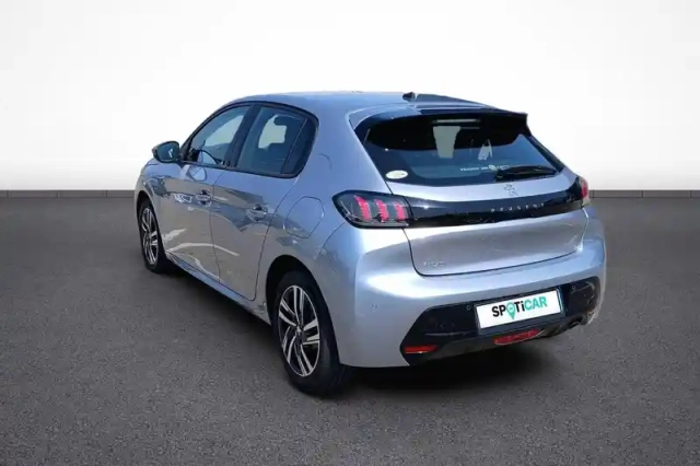 Peugeot 208 puretech 100 s&amp;s bvm6 — photo 4