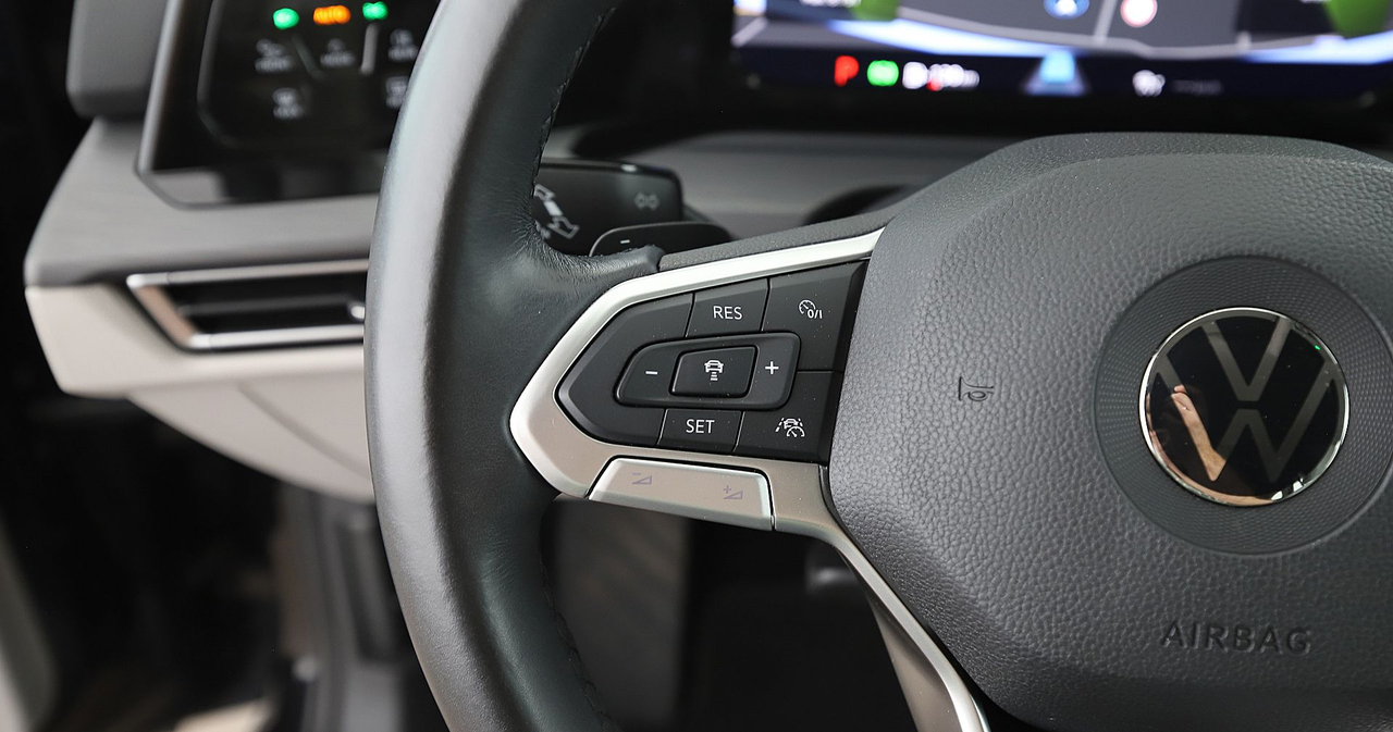 Volkswagen Golf 8 SW — photo 25