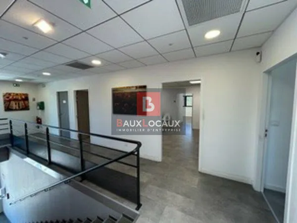 Bureaux 152 m²