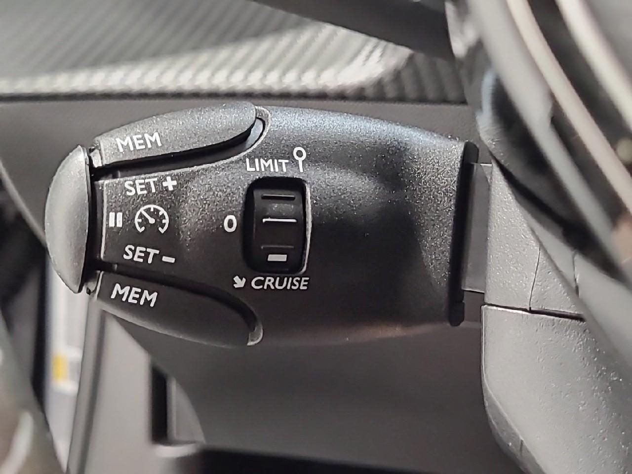 Peugeot 2008 100 s&s bvm6 style — photo 22
