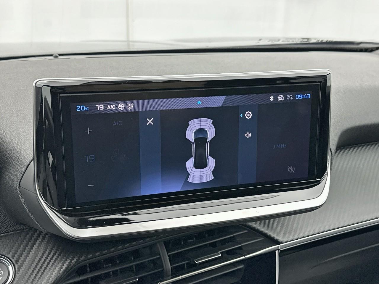 Peugeot 2008 electrique 54 kwh 156 ch allure — photo 25