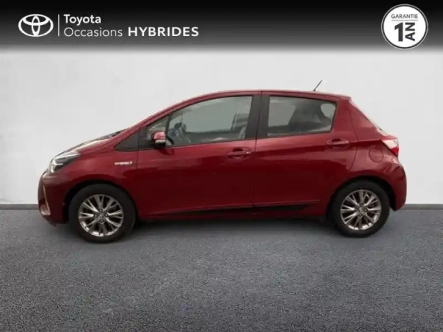 Toyota Yaris hsd 100h dynamic 5p — photo 3