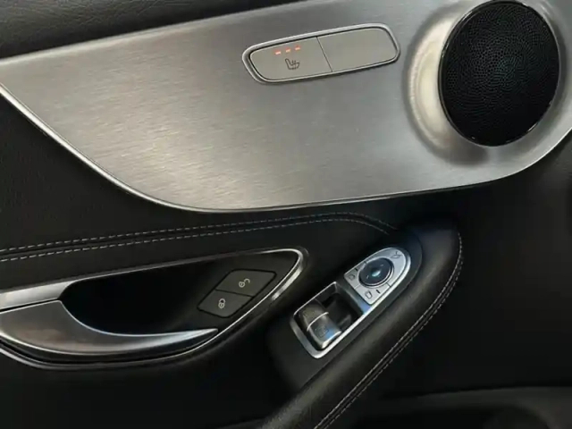 Mercedes Classe C c 300 2.0 245 — photo 16