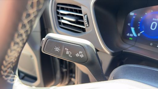 Ford Kuga 2.5 Duratec 190 Flexifuel Hybrid CVT - Vignale – 2023 – 29497 km – Autre – Boîte Automatique — photo 3